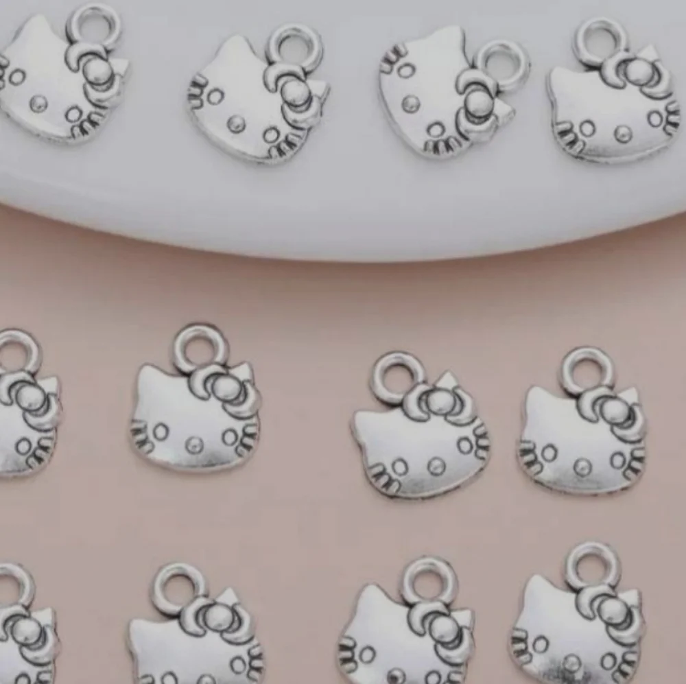 Silver Hello Kitty Charm One For use with Euro style Necklace Bracelet NEW